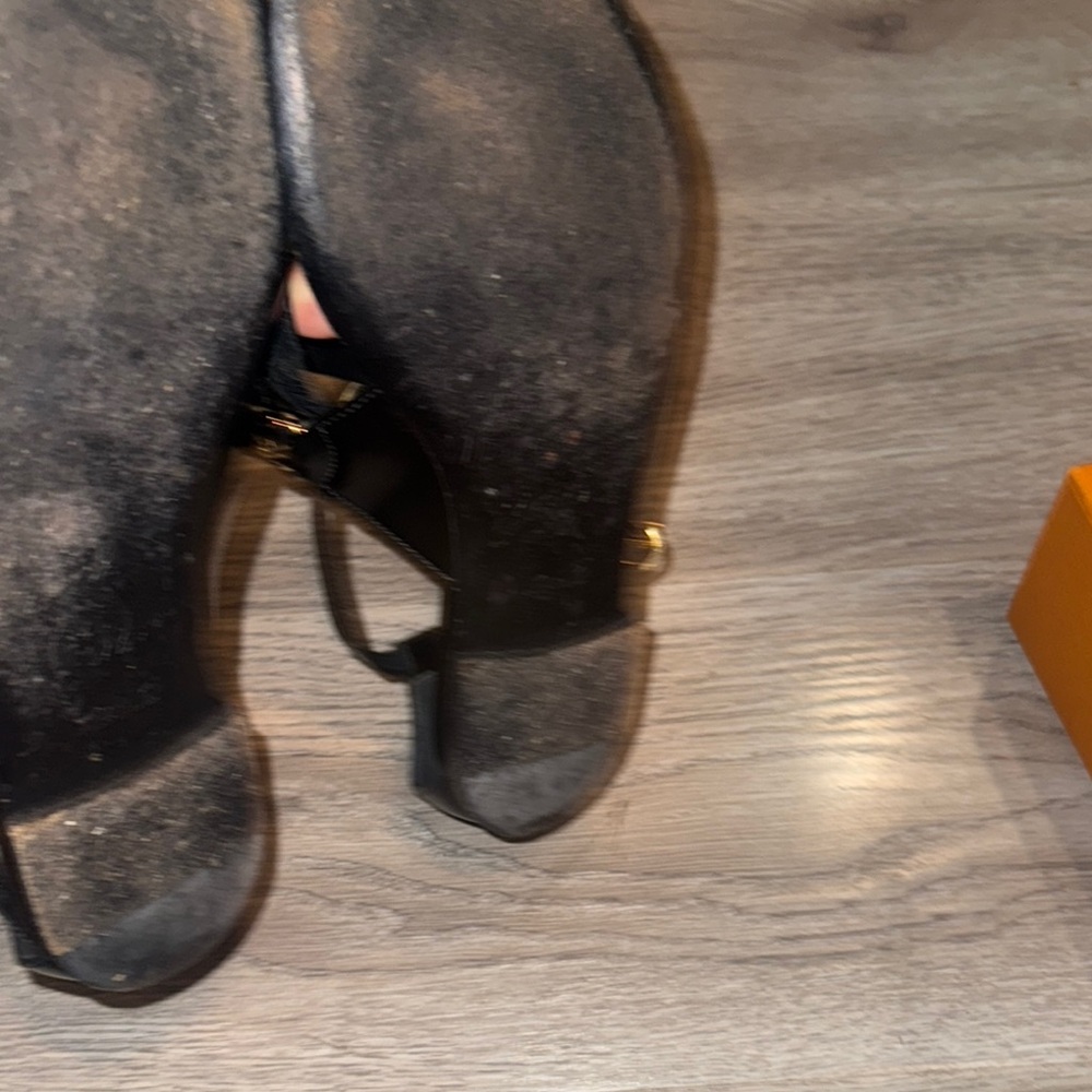 Authentic Louis Vuitton Gold and Black Leather Sandals - Picture 8 of 11